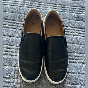 UGG Cas Slip On Leather Comfort Sneakers Shoes Black 1019108, Women’s Size 8.5